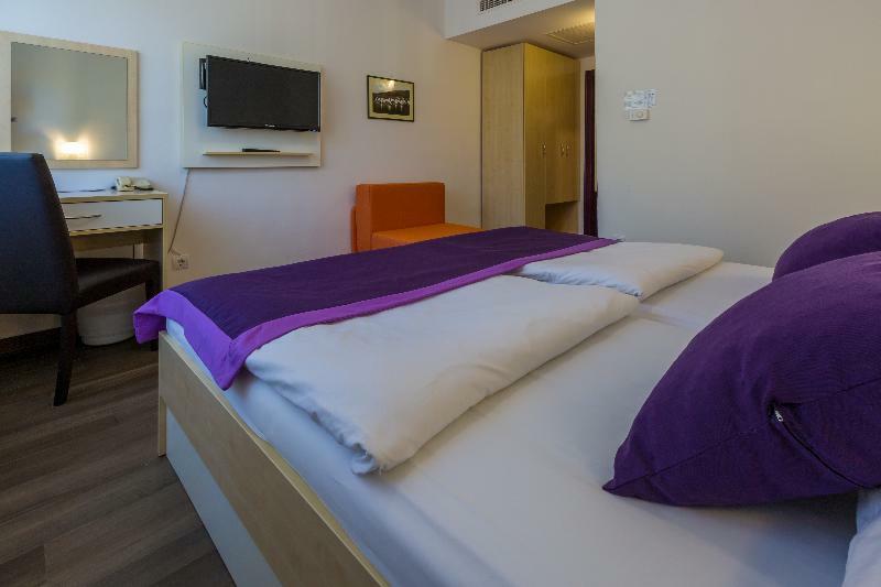 Hotel Slaven Selce Eksteriør bilde